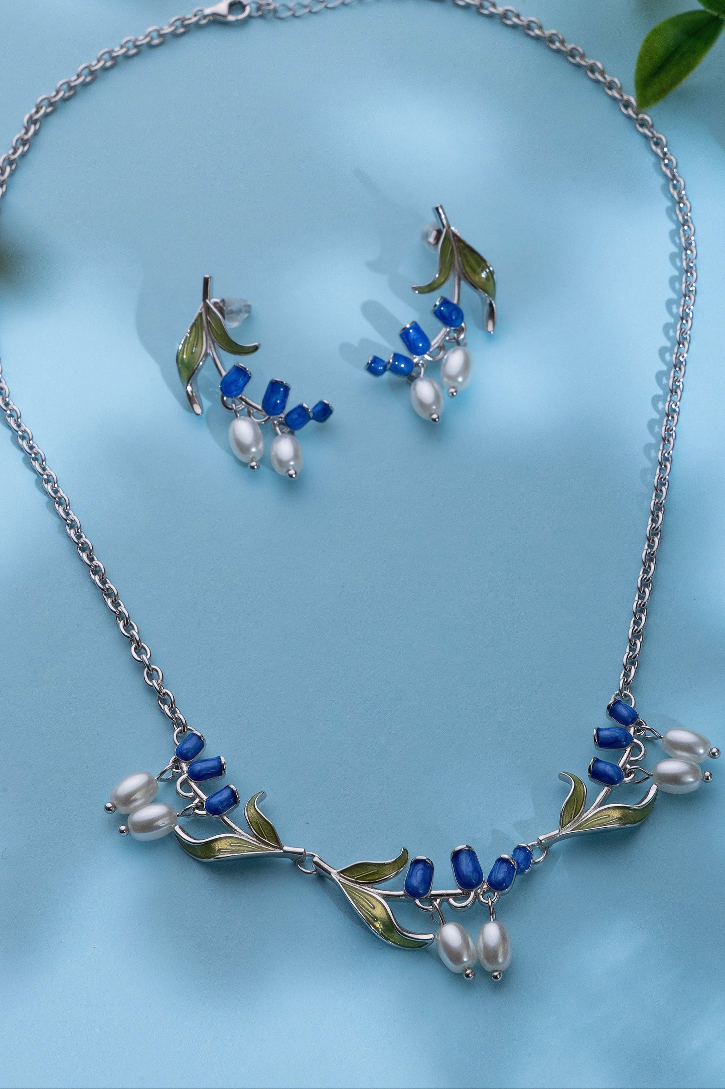 Meadow Grace Set Shavi Development