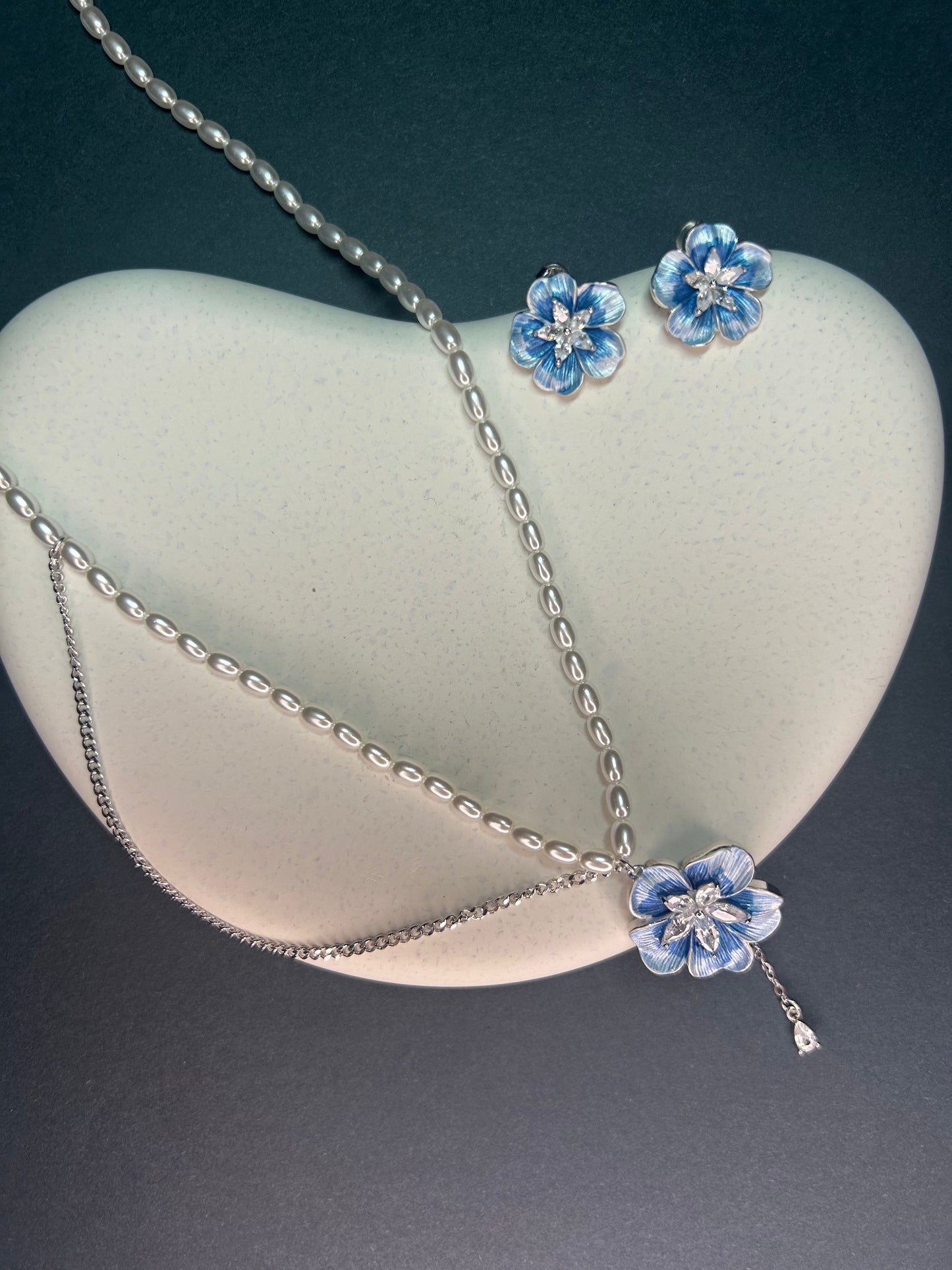 Romance Pearl Set Shavi