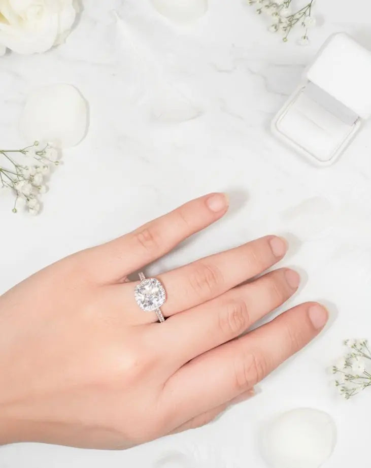 Silver zirconia stone sterling silver ring size 13