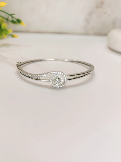 Sitara Halo Bracelet Shavi