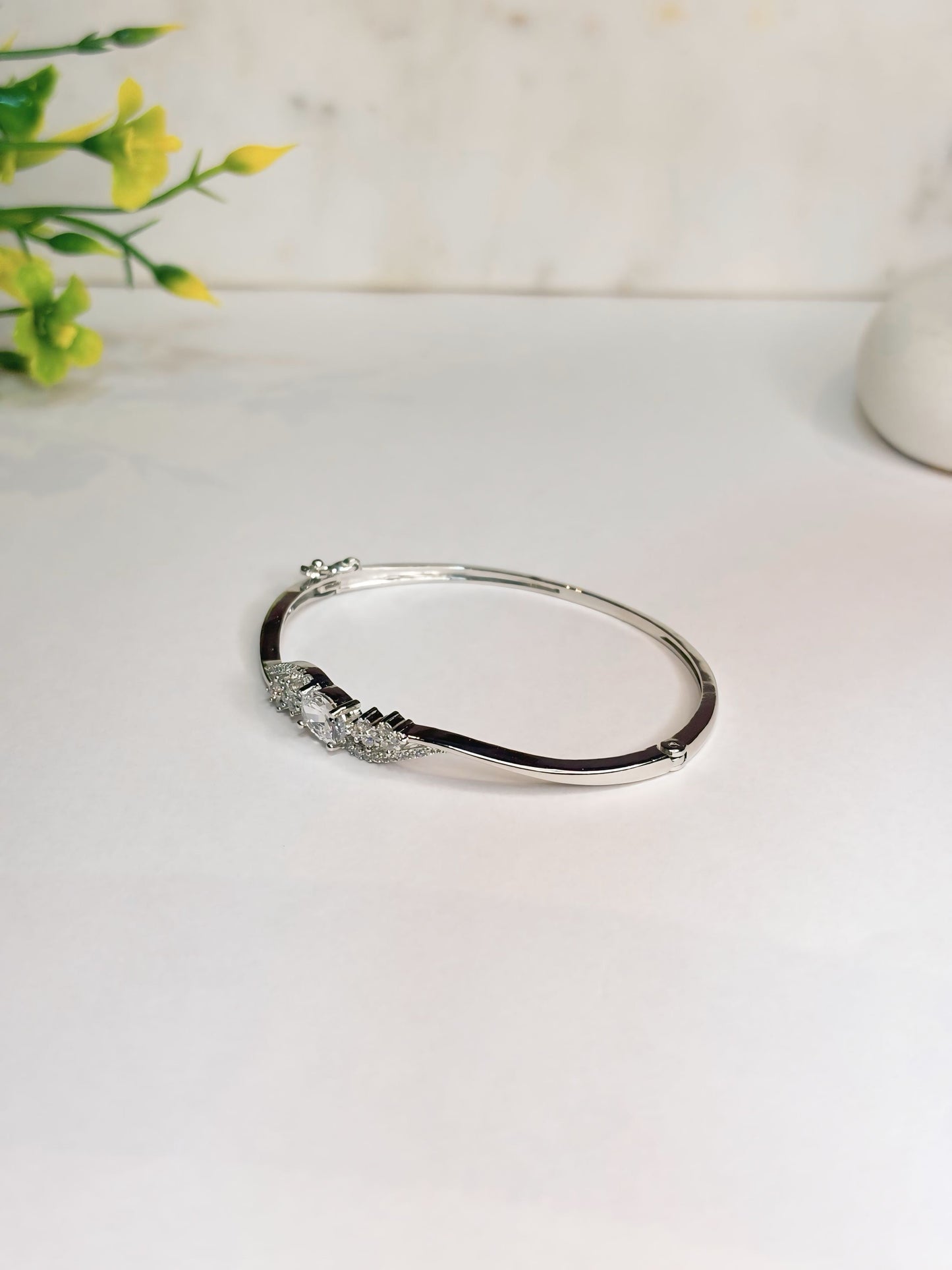 Celeste Bracelet Shavi