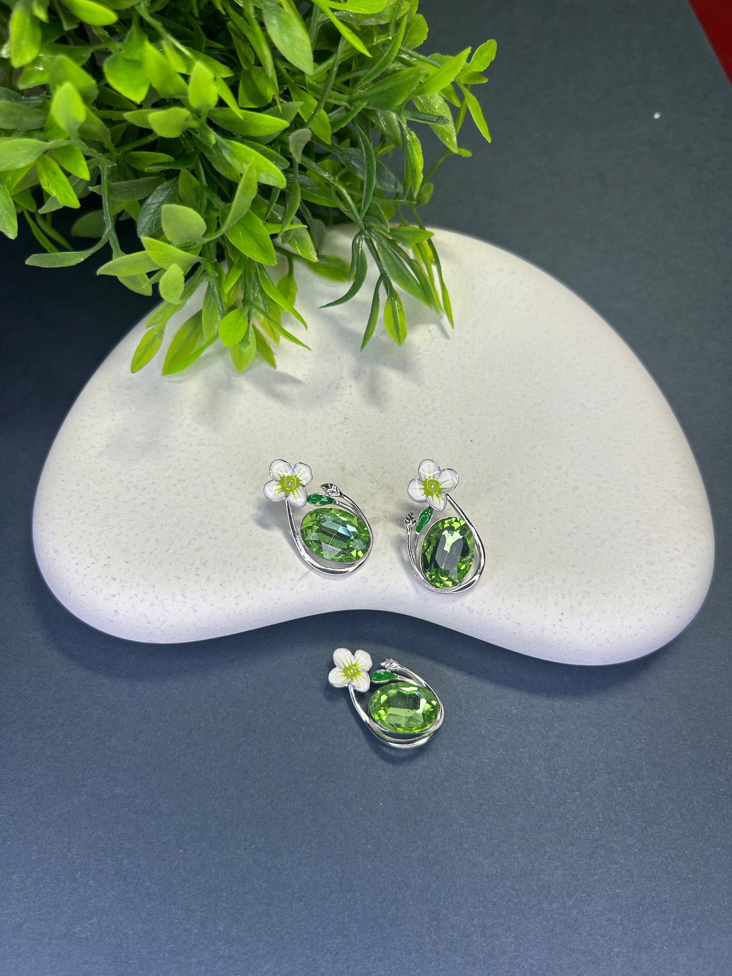 Daisy Dew Set