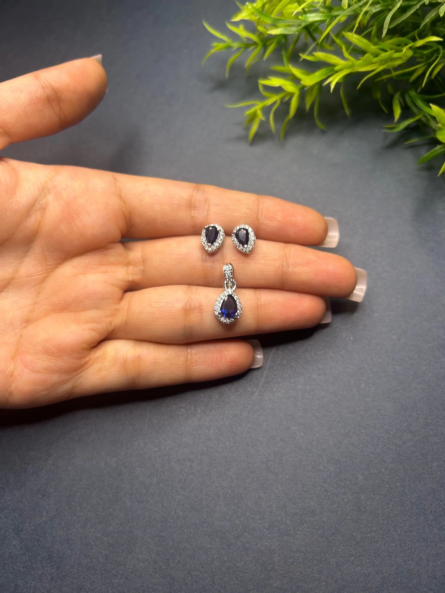 Dewdrop Shine Set Shavi