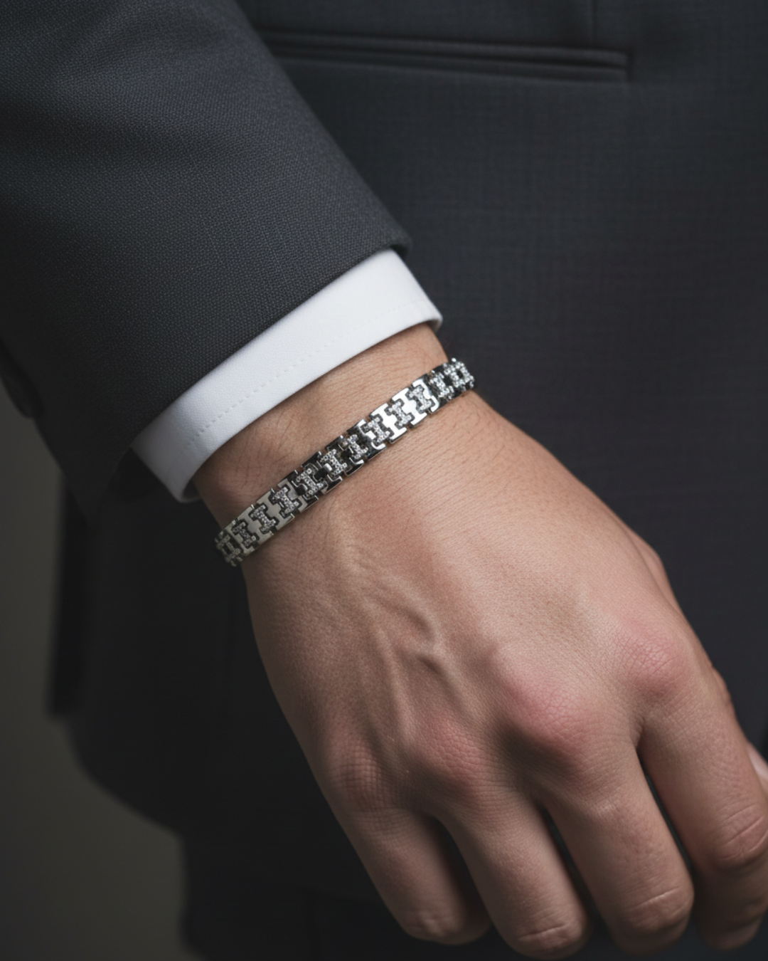 Rutba – Modern Men’s 925 Sterling Silver Bracelet Shavi Jewellery