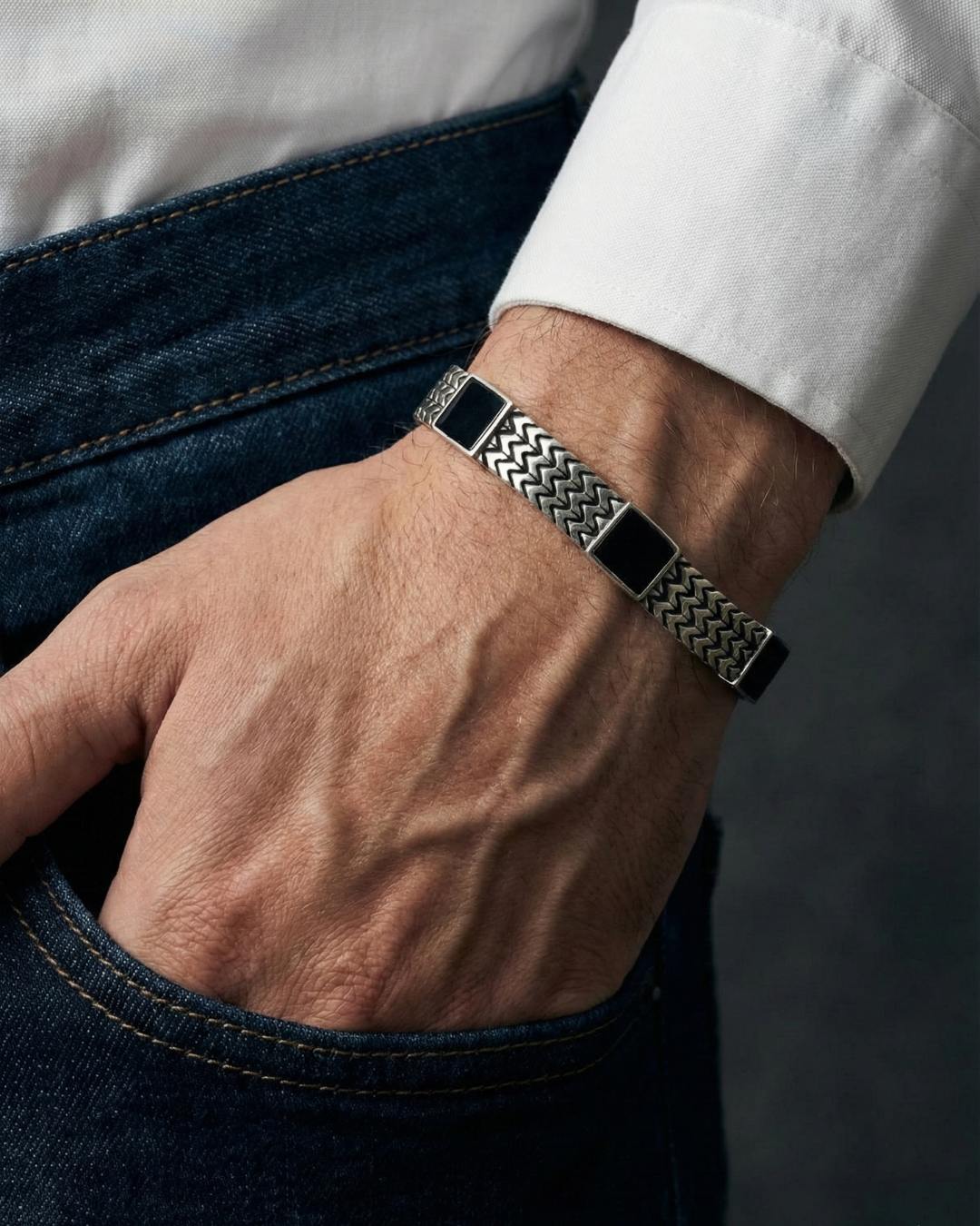 SYNC – Minimal Men’s 925 Sterling Silver Bracelet Shavi Jewellery